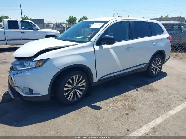 JA4AD2A38KZ047900 2019 MITSUBISHI OUTLANDER - Image 2