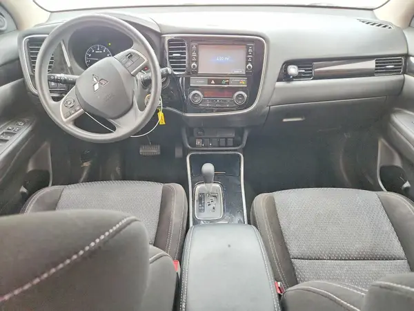JA4AD2A38KZ055804 2019 MITSUBISHI OUTLANDER - Image 8