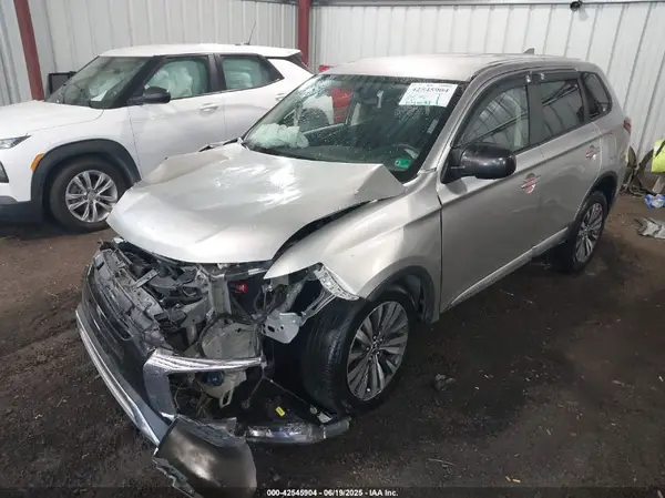 JA4AD2A38LZ019080 2020 MITSUBISHI OUTLANDER - Image 2