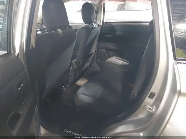JA4AD2A38LZ019080 2020 MITSUBISHI OUTLANDER - Image 8