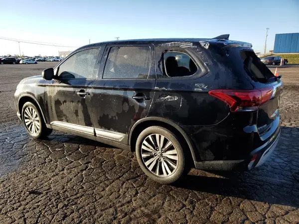 JA4AD2A38LZ034470 2020 MITSUBISHI OUTLANDER - Image 2