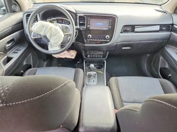 JA4AD2A38LZ039409 2020 MITSUBISHI OUTLANDER - Image 8