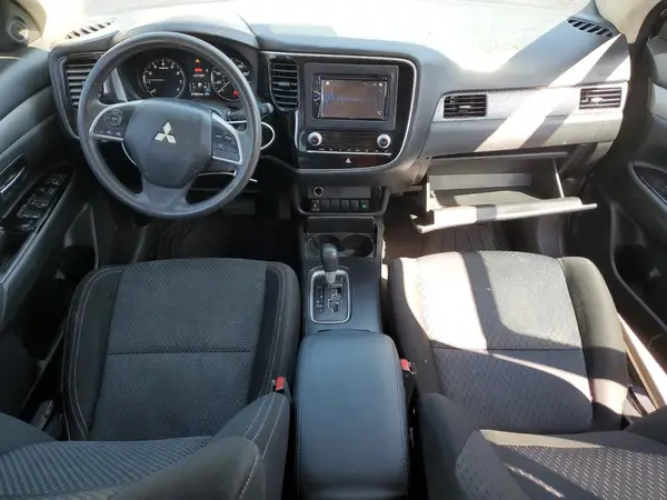 JA4AD2A38LZ048059 2020 MITSUBISHI OUTLANDER - Image 8