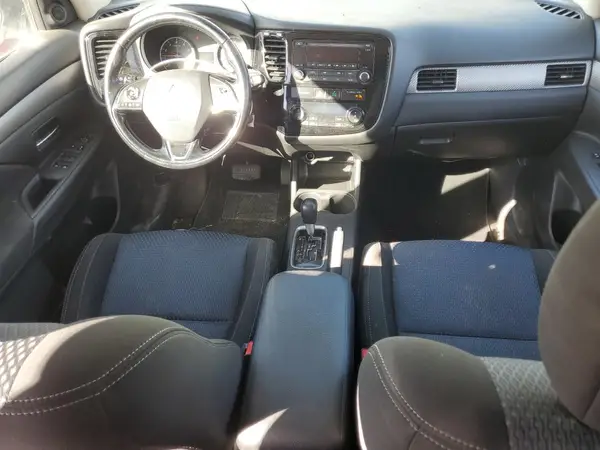 JA4AD2A39GZ019854 2016 MITSUBISHI OUTLANDER - Image 8