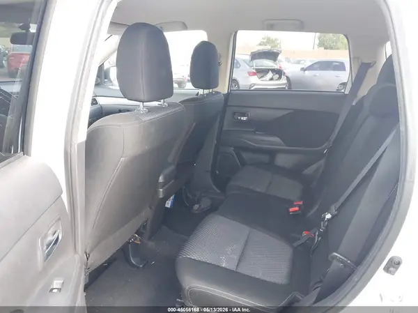 JA4AD2A39HZ008287 2017 MITSUBISHI OUTLANDER - Image 8