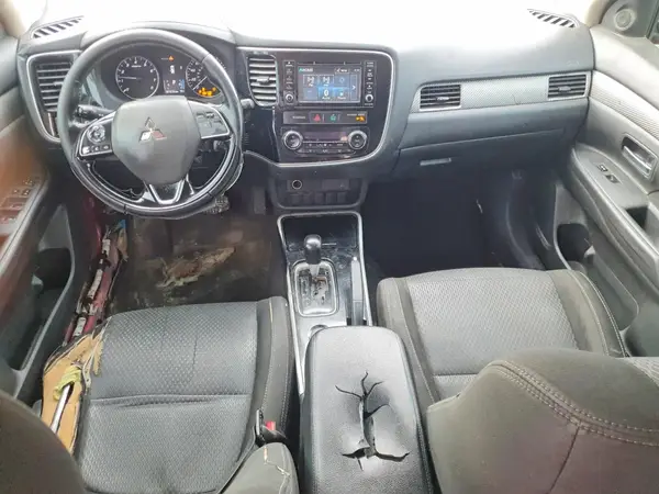 JA4AD2A39HZ009441 2017 MITSUBISHI OUTLANDER - Image 8