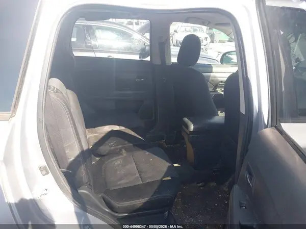 JA4AD2A39HZ009679 2017 MITSUBISHI OUTLANDER - Image 8