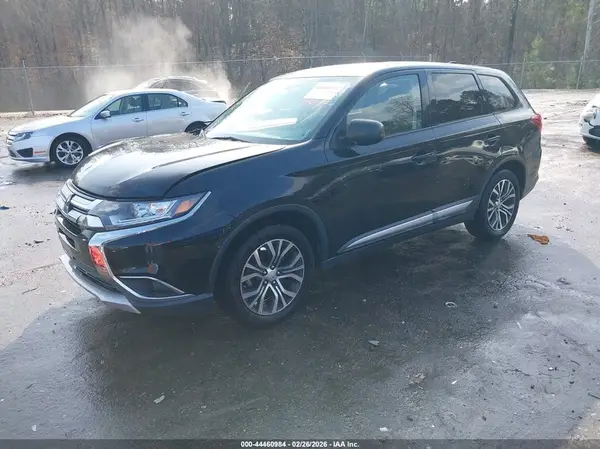 JA4AD2A39HZ010752 2017 MITSUBISHI OUTLANDER - Image 2