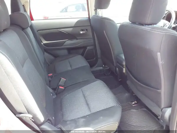 JA4AD2A39HZ016325 2017 MITSUBISHI OUTLANDER - Image 8