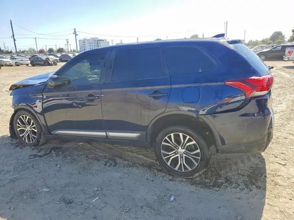 JA4AD2A39HZ033545 2017 MITSUBISHI OUTLANDER - Image 2