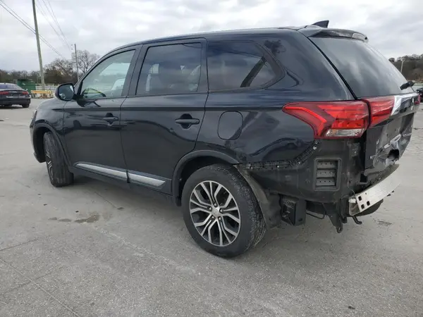 JA4AD2A39JJ005815 2018 MITSUBISHI OUTLANDER - Image 2
