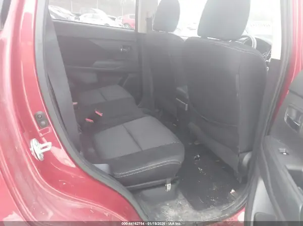 JA4AD2A39JZ004522 2018 MITSUBISHI OUTLANDER - Image 8