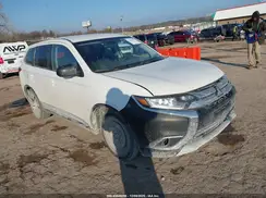 JA4AD2A39JZ008862 2018 MITSUBISHI OUTLANDER