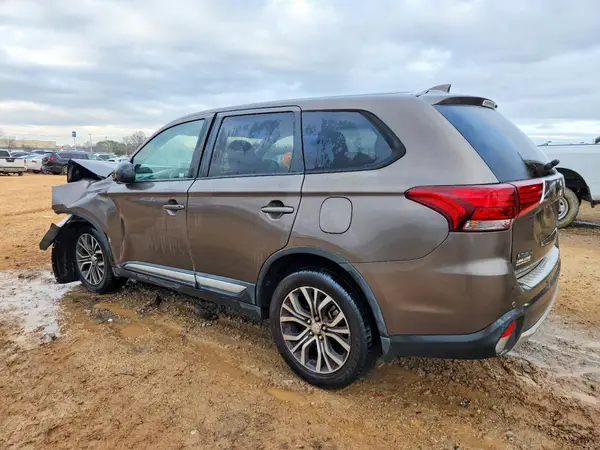 JA4AD2A39JZ027184 2018 MITSUBISHI OUTLANDER - Image 2