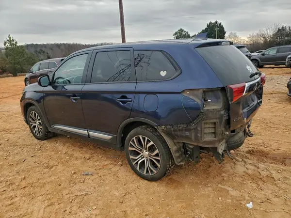 JA4AD2A39JZ038928 2018 MITSUBISHI OUTLANDER - Image 2