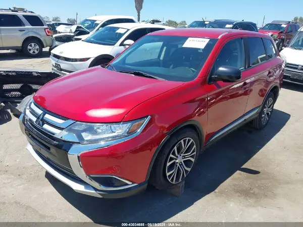 JA4AD2A39JZ042705 2018 MITSUBISHI OUTLANDER - Image 2