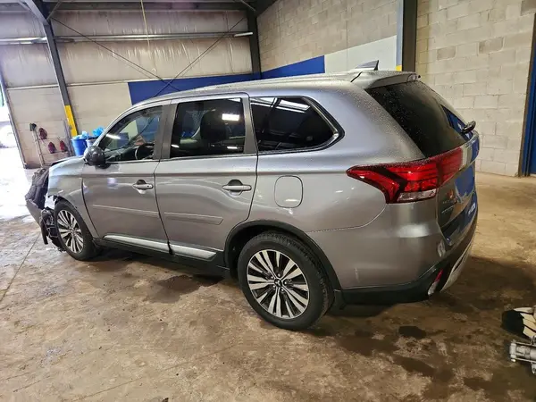 JA4AD2A39KZ003288 2019 MITSUBISHI OUTLANDER - Image 2