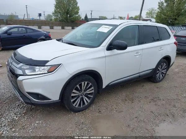 JA4AD2A39LZ004880 2020 MITSUBISHI OUTLANDER - Image 2