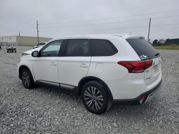JA4AD2A39LZ010582 2020 MITSUBISHI OUTLANDER - Image 2