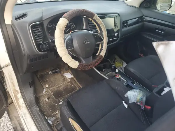 JA4AD2A39LZ015295 2020 MITSUBISHI OUTLANDER - Image 8