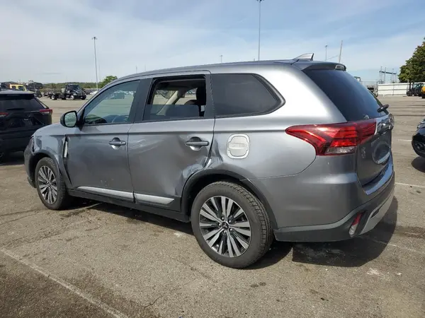 JA4AD2A39LZ017435 2020 MITSUBISHI OUTLANDER - Image 2