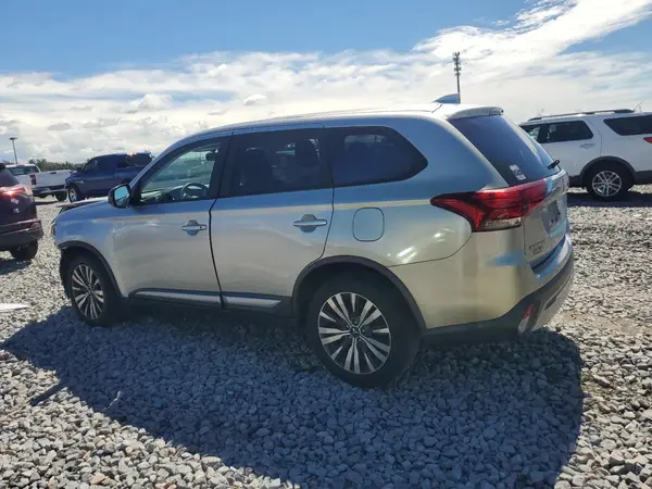 JA4AD2A39LZ045641 2020 MITSUBISHI OUTLANDER - Image 2