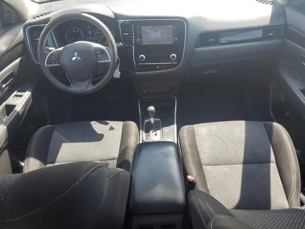 JA4AD2A39LZ046188 2020 MITSUBISHI OUTLANDER - Image 8