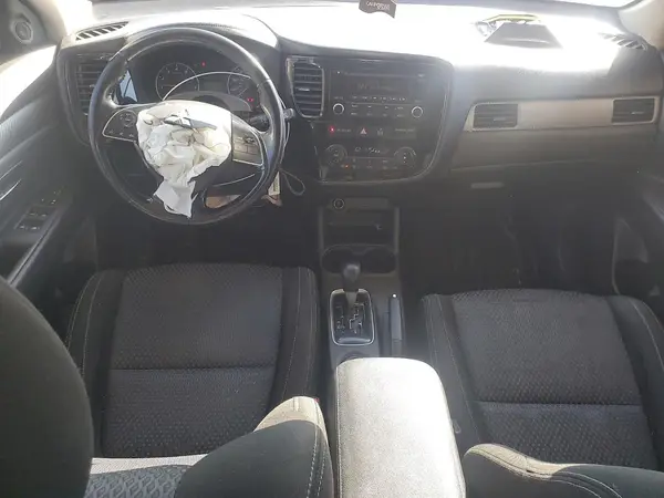 JA4AD2A3XGZ000326 2016 MITSUBISHI OUTLANDER - Image 8
