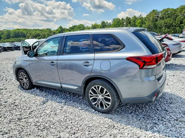 JA4AD2A3XGZ004215 2016 MITSUBISHI OUTLANDER - Image 2
