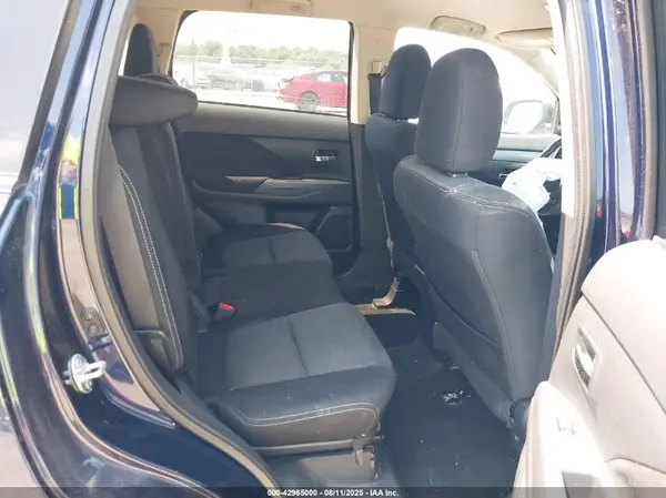 JA4AD2A3XGZ009351 2016 MITSUBISHI OUTLANDER - Image 8