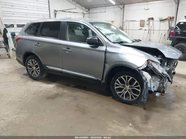 JA4AD2A3XGZ013593 2016 MITSUBISHI OUTLANDER - Image 1