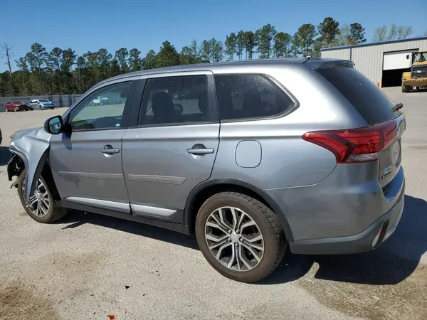 JA4AD2A3XGZ025579 2016 MITSUBISHI OUTLANDER - Image 2