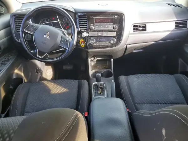 JA4AD2A3XGZ025789 2016 MITSUBISHI OUTLANDER - Image 8