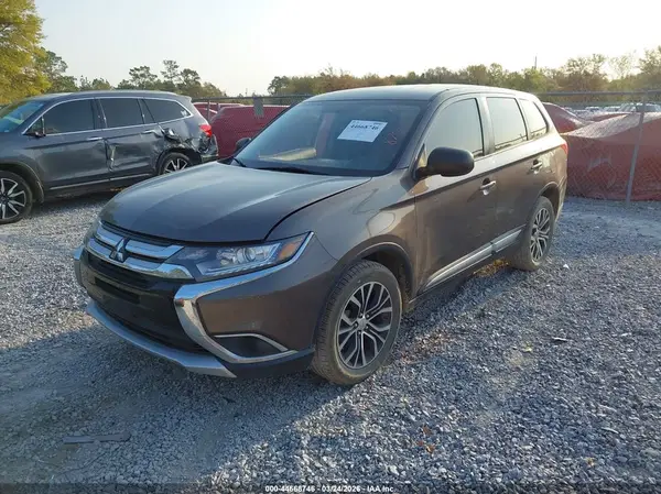 JA4AD2A3XGZ025954 2016 MITSUBISHI OUTLANDER - Image 2