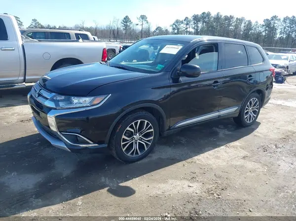 JA4AD2A3XGZ026831 2016 MITSUBISHI OUTLANDER - Image 2