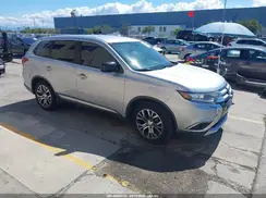 JA4AD2A3XGZ033570 2016 MITSUBISHI OUTLANDER