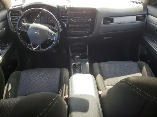 JA4AD2A3XGZ059893 2016 MITSUBISHI OUTLANDER - Image 8