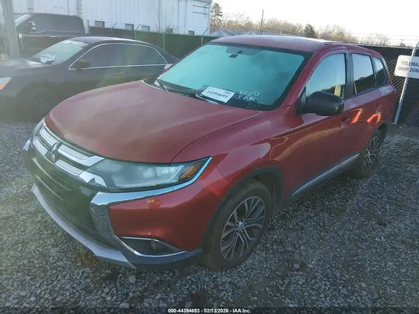 JA4AD2A3XHZ022635 2017 MITSUBISHI OUTLANDER - Image 2