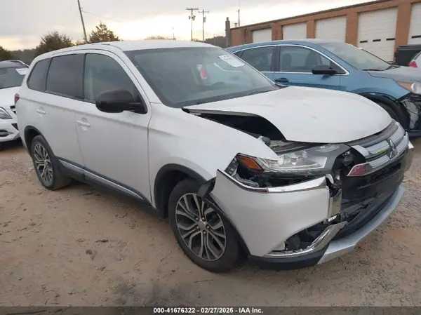 JA4AD2A3XHZ030377 2017 MITSUBISHI OUTLANDER - Image 1