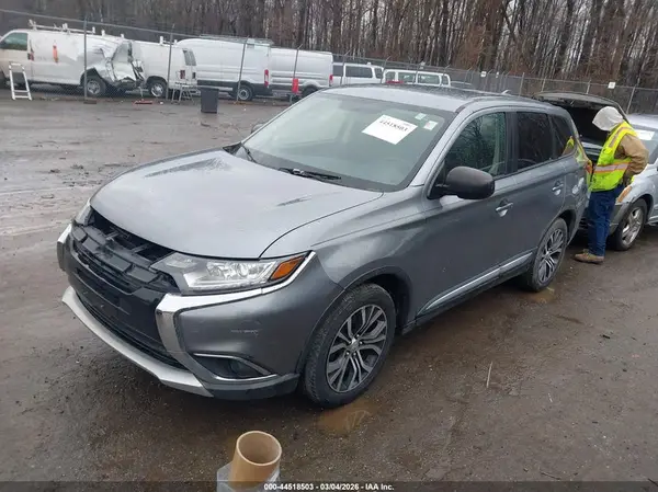 JA4AD2A3XHZ061578 2017 MITSUBISHI OUTLANDER - Image 2