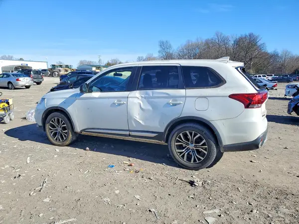 JA4AD2A3XHZ063377 2017 MITSUBISHI OUTLANDER - Image 2