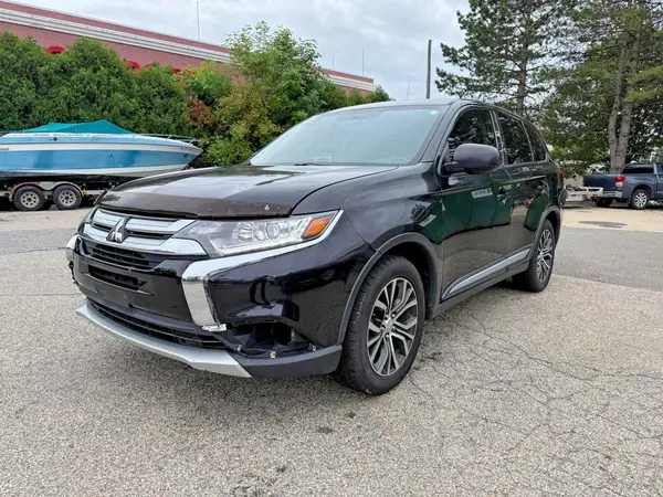 JA4AD2A3XJZ008823 2018 MITSUBISHI OUTLANDER - Image 2