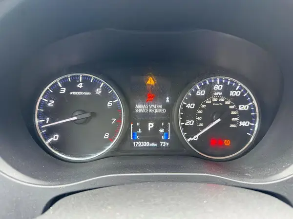 JA4AD2A3XJZ008823 2018 MITSUBISHI OUTLANDER - Image 8
