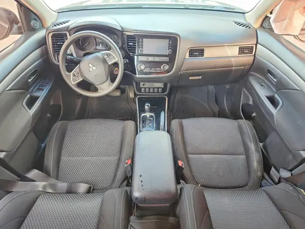 JA4AD2A3XJZ009695 2018 MITSUBISHI OUTLANDER - Image 8