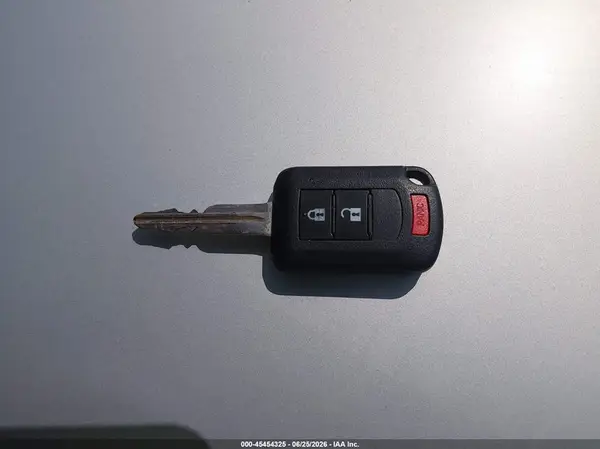 JA4AD2A3XJZ012984 2018 MITSUBISHI OUTLANDER - Image 8