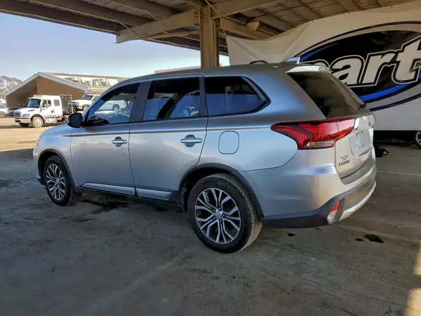JA4AD2A3XJZ020342 2018 MITSUBISHI OUTLANDER - Image 2
