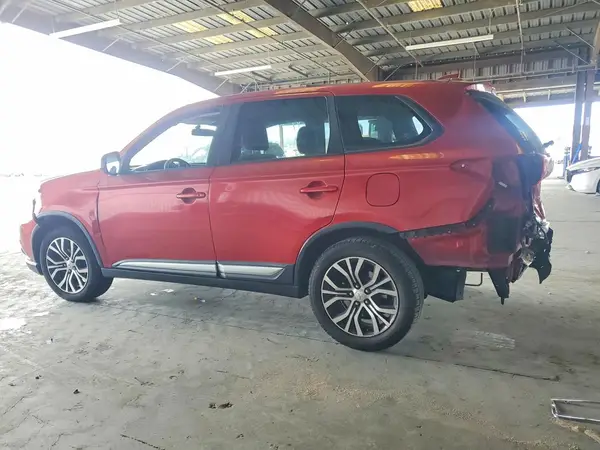 JA4AD2A3XJZ037884 2018 MITSUBISHI OUTLANDER - Image 2