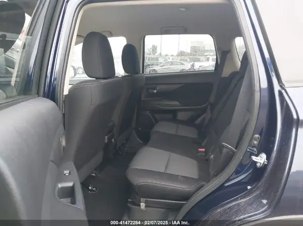 JA4AD2A3XJZ046763 2018 MITSUBISHI OUTLANDER - Image 8