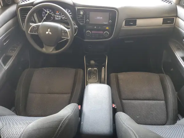 JA4AD2A3XJZ052790 2018 MITSUBISHI OUTLANDER - Image 8