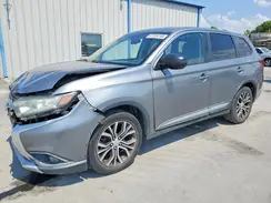 JA4AD2A3XJZ052806 2018 MITSUBISHI OUTLANDER